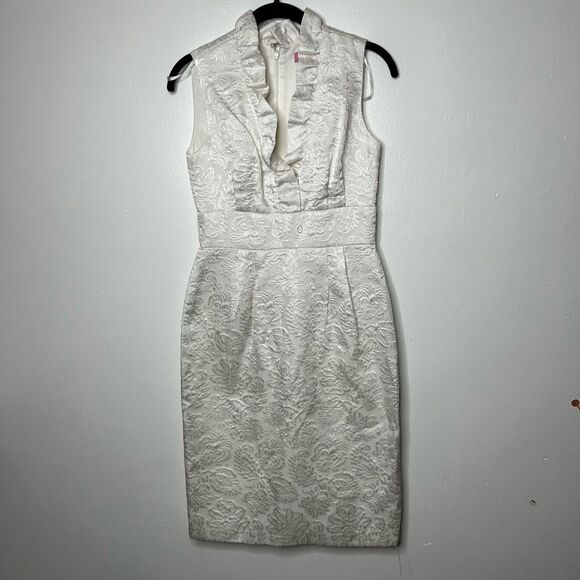 Eliza J Cream White Sleeveless Ruffle Shift Dress Size 2 Timeless Classy Clean - Picture 1 of 11